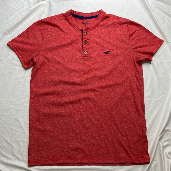 Mens Hollister 3 button red shirt size small,60%cotton and 40%polyester. - Picture 4 of 9